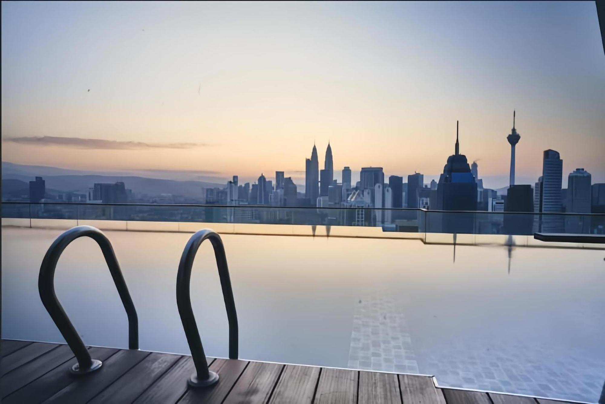 Regalia Exclusive Hostel 吉隆坡 外观 照片