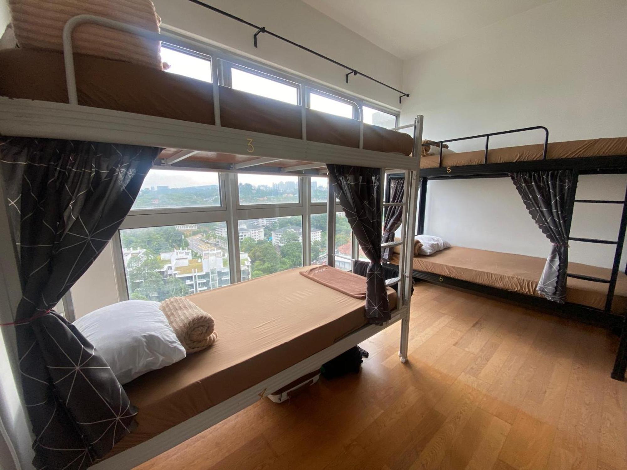 Regalia Exclusive Hostel 吉隆坡 外观 照片