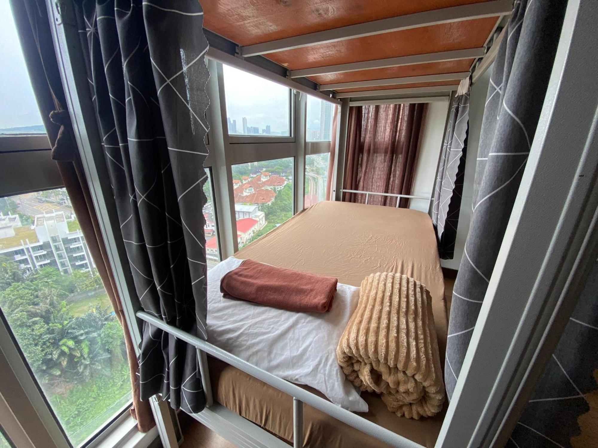 Regalia Exclusive Hostel 吉隆坡 外观 照片